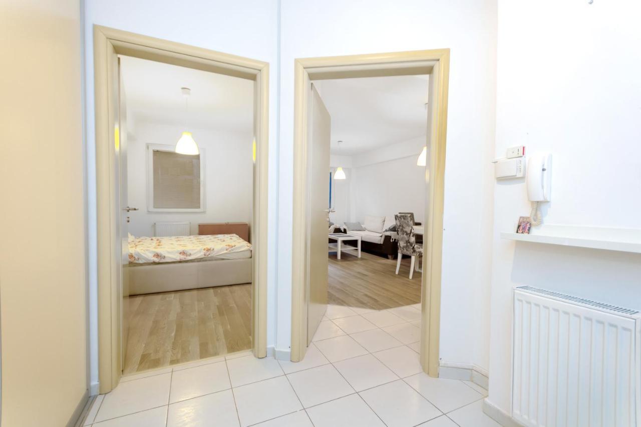 One Bedroom Apartment With Private Parking سكوبجي المظهر الخارجي الصورة